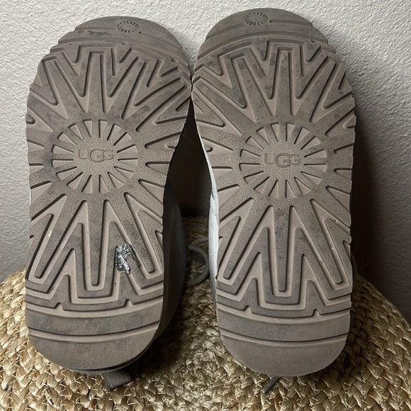 UGG Boots - Picture 9 of 9